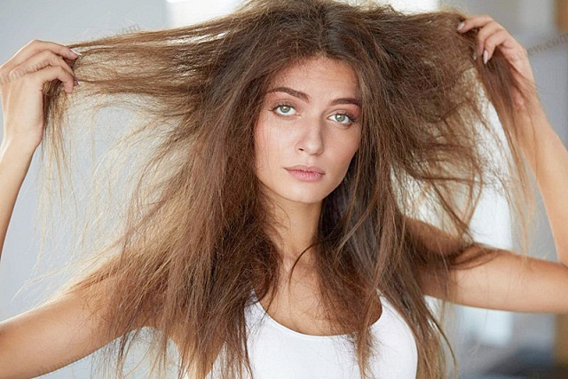 phục hồi tóc hư tổn tại Salon